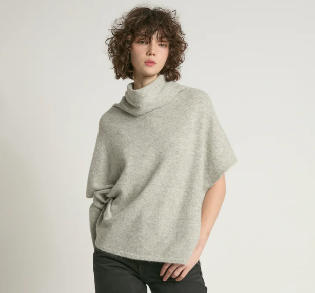 Light Grey Flowy Neck Vest