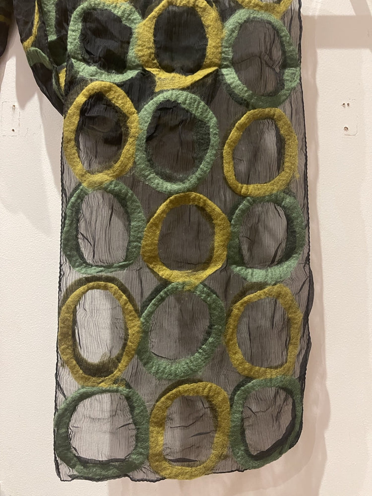 Green Circle Pattern Wool Felt Scarf