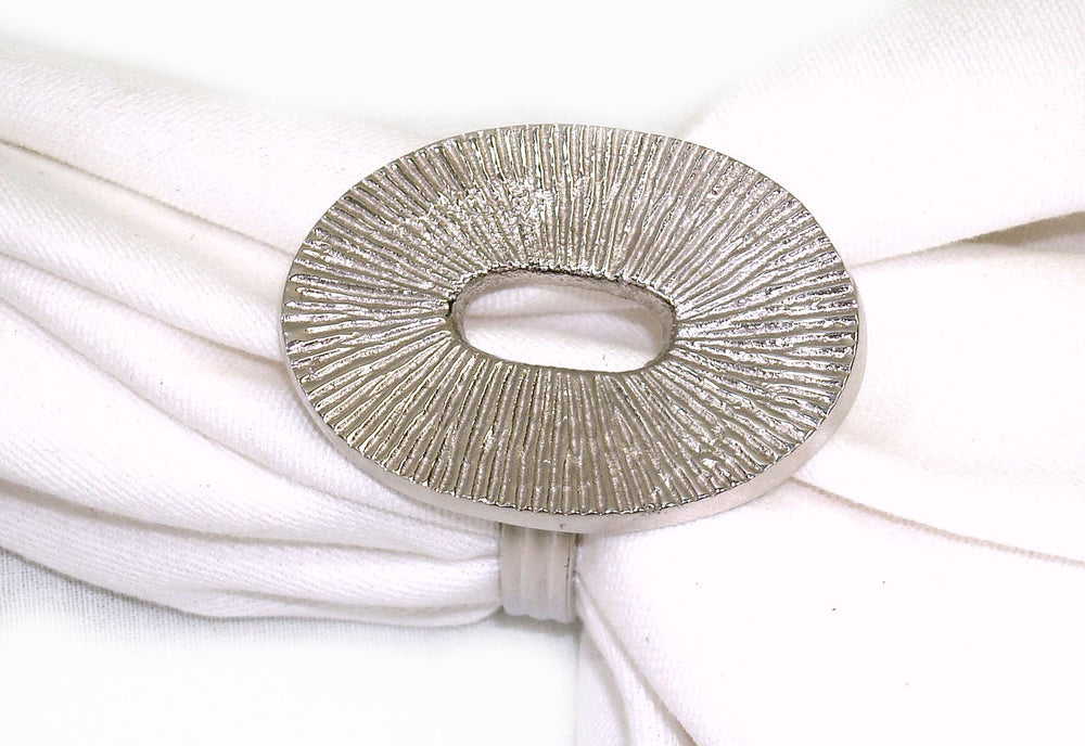Oval Brass Napkin Ring S/4  1.5x1.5x 1.75" ..