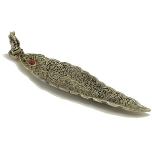 
            
                Load image into Gallery viewer, Incense Burner - Ornate Metal Ganesh Leaf
            
        